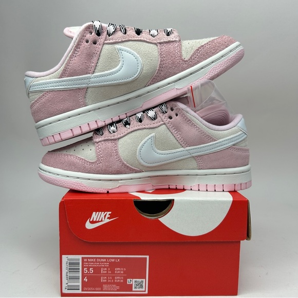 Nike Dunk Low LX WMNS “Pink Foam” 2023 - Picture 4 of 5